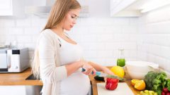 Hamileler yazın nasıl beslenmeli