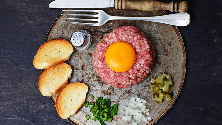 Steak Tartar Tarifi