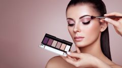 Cildinize En Uygun Fondöteni Nasıl Seçersiniz?